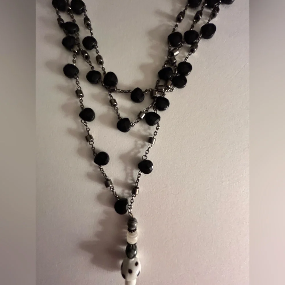 Necklace glass & Agate stone mushroom pendant on 3-strand black faceted beads